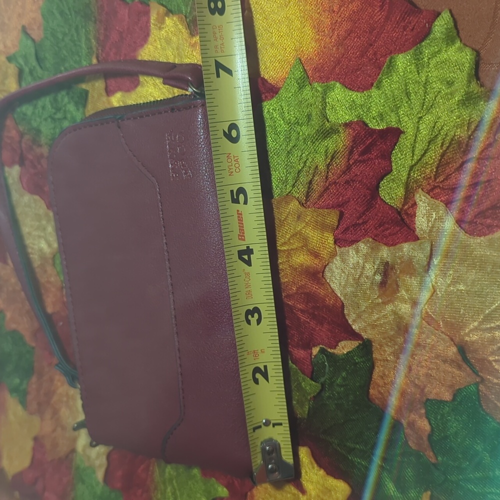 Frye & Co Burgundy Wristlet - Picture 8 of 12